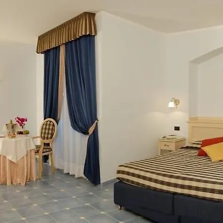Hotell Baia Dei Mulini &
