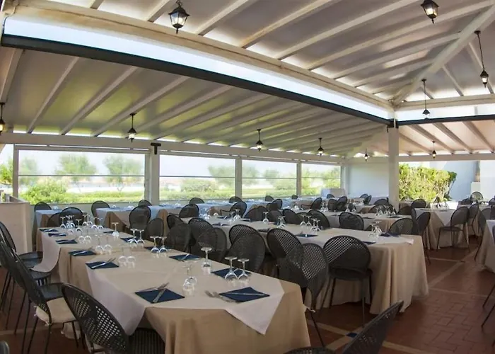 Hotel Baia Dei Mulini & 4*