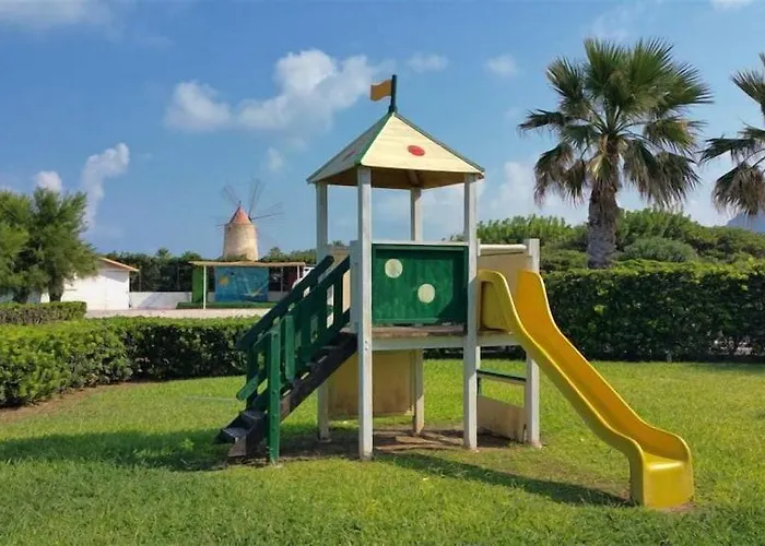 Hotel Baia Dei Mulini & 4*